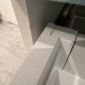 Отказываваются устанавливать технику, обманщики и вымогатели