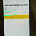 не покупайте в этом салоне, продают БУ телефоны