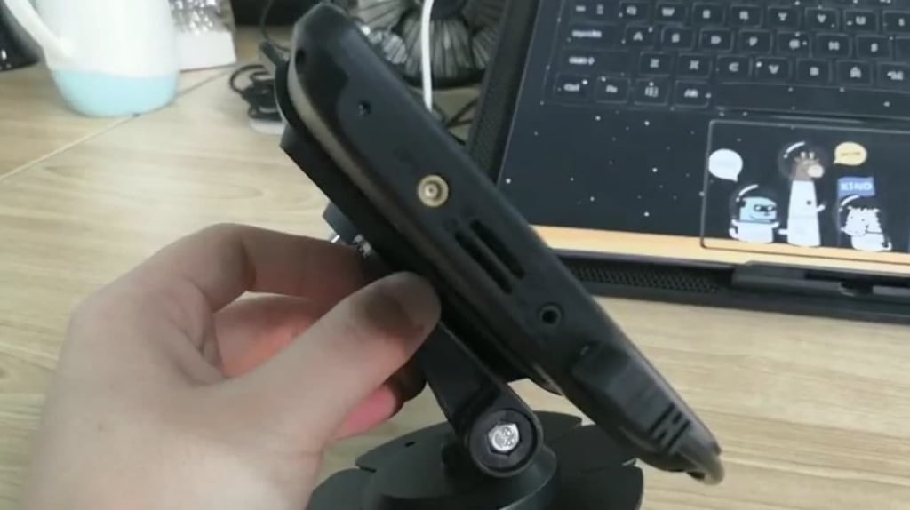 Видеорегистратор Onlooker M84 Pro - Достойный планшет для авто