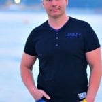 Владимир Устьянов