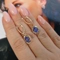 Праздничные золотые сережки с танзанитами
