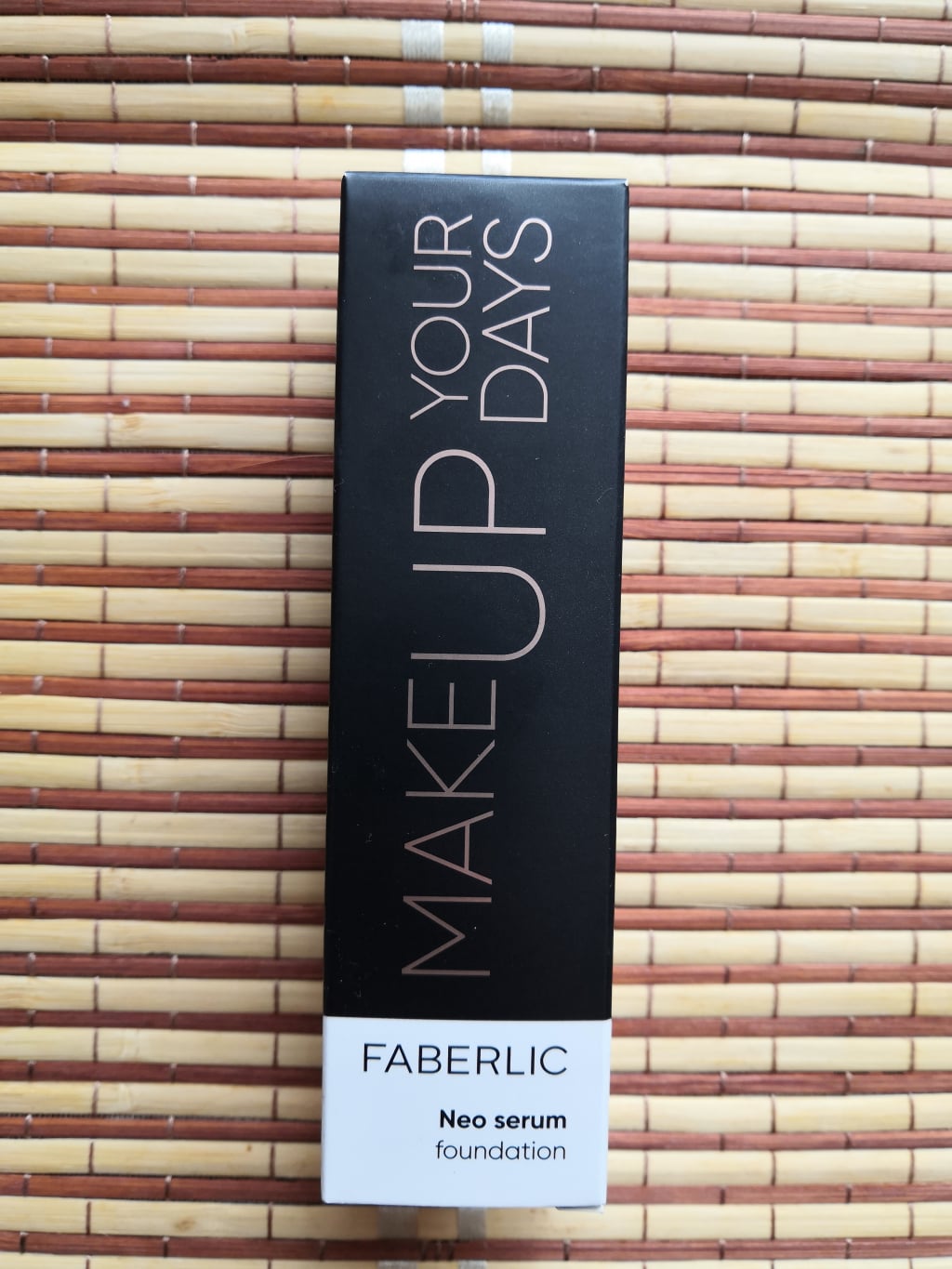 Faberlic ( Фаберлик ) - Тональная сыворотка для лица Neo Serum